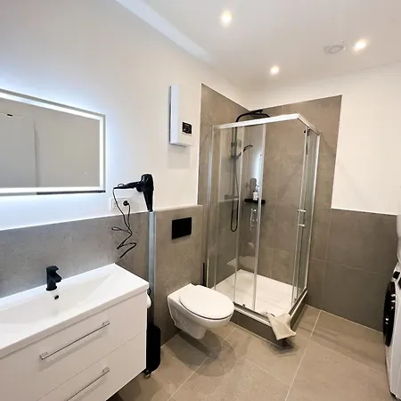 Vibehome - Little Tokyo Lägenhet Düsseldorf