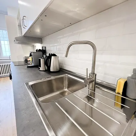 Vibehome - Little Tokyo Lejlighed