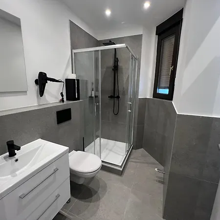 דירה Vibehome - Little Tokyo *